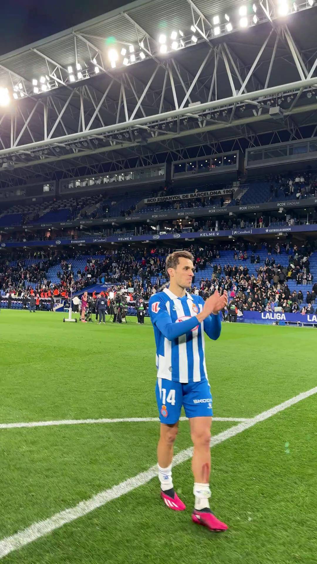 乐鱼体育 西班牙队观众热烈欢呼！，Ning迎来七赛季出色发挥观众掌声雷动